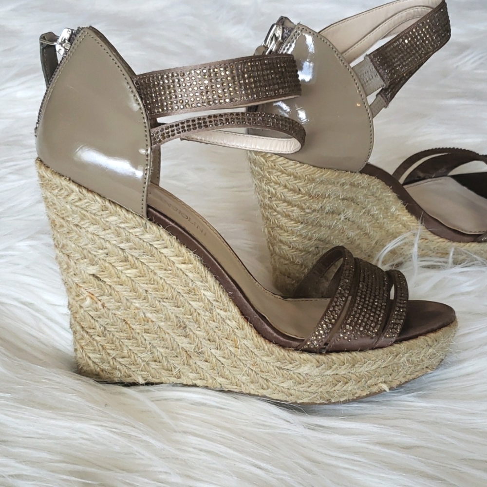 Enzo Angiolini wedge sandals size 8